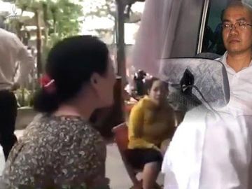 Mẹ Nguyễn Thái Luyện khóc nức nở, nói 'con hy sinh vì mấy ngàn anh em'