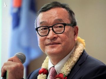 Cựu lãnh đạo đảng đối lập Cứu nguy dân tộc (CNRP) Sam Rainsy /// Reuters