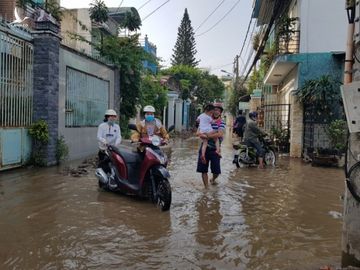 Triều cường đạt mức lịch sử, Cần Thơ cho học sinh nghỉ học - Ảnh 2.