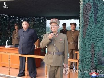 Triều Tiên tuyên bố thử bệ phóng tên lửa siêu lớn, Kim Jong Un trực tiếp thị sát