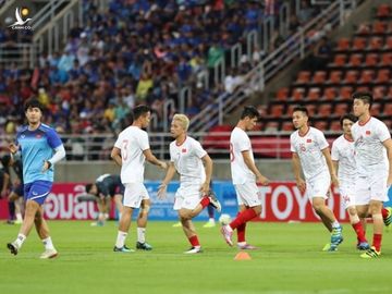 Truc tiep Thai Lan-Viet Nam 0-0: Cong bo doi hinh ra san hinh anh 2