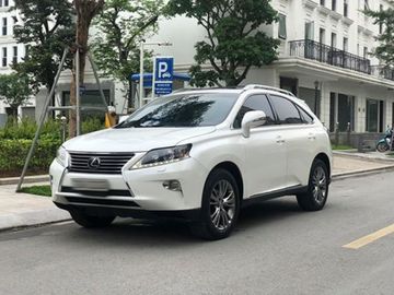 Bất ngờ với loạt xe sang Lexus, Camry được bán giá siêu rẻ - 3