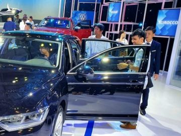 Volkswagen trưng bày xe có bản đồ đường lưỡi bò, trách nhiệm thuộc về ai? - Ảnh 1.