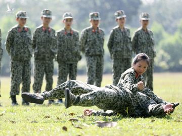 Đặc công Việt Nam: Luyện rèn để ngày càng “đặc biệt tinh nhuệ” - Ảnh 4.