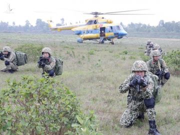 Đặc công Việt Nam: Luyện rèn để ngày càng “đặc biệt tinh nhuệ”