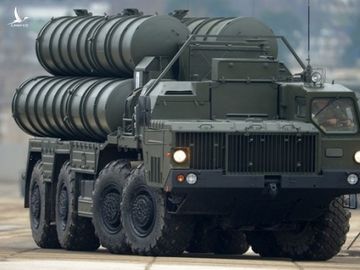 'Rồng lửa' S-400 đồng loạt khai hỏa, huỷ diệt 8 mục tiêu trên không - ảnh 1