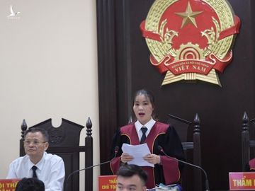 toa tuyen 20 nam tu doi voi 5 bi cao vu gian lan thi cu o ha giang hinh anh 1