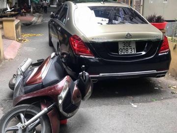 Tai xe Maybach S650 danh nguoi, tu xung la lai xe Bo truong Cong an hinh anh 1 