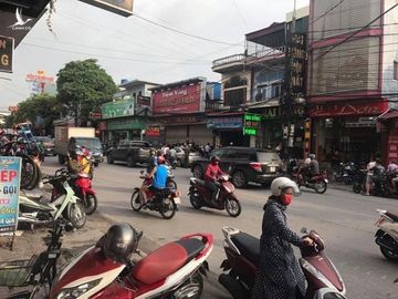 Truy bat nghi pham cam sung cuop tiem vang o Quang Ninh hinh anh 1