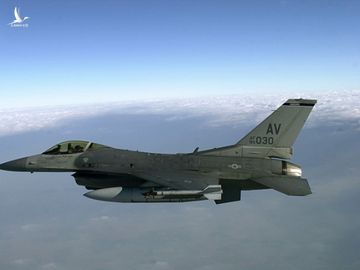 Một chiến chiến đấu cơ F-16 của không quân Mỹ /// Không quân Mỹ