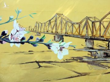 Hà Nội xưa đẹp lạ qua tranh bích họa trên phố
