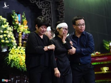 Dong nguoi tien biet Thu truong GD&DT Le Hai An hinh anh 19 