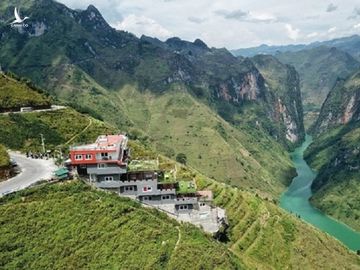 Từ ‘Sao các người dám?’ đến ngôi nhà Panorama