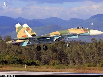 Belarus hoan thanh dai tu, nang cap Su-27UBK cho Viet Nam