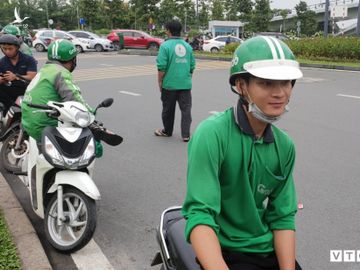 Tài xế Văn Anh cho biết sẽ không chạy xe đêm nữa.