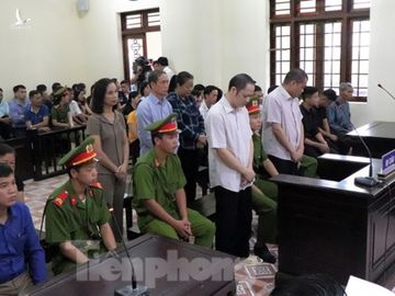 'Bà trùm' nhờ nâng điểm cho người thân của hàng loạt cán bộ công an Hà Giang - ảnh 1