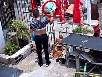 Nhiều lần bị mất quần lót khi phơi, cô gái ở Sóc Trăng lắp camera theo dõi thì phát hiện "thủ phạm" là vị phó chủ tịch xã. 