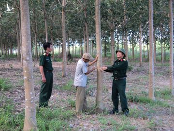 Công ty 78 kết nghĩa với các thôn làng của đồng bào dân tộc thiểu số. 