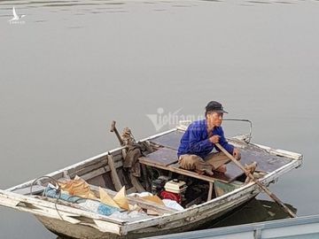 Bục đường ống Xi măng Chinfon Hải Phòng, dầu tràn ra sông