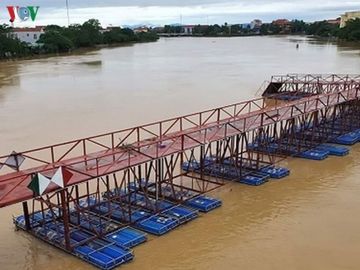 mua lon cuon troi cau phao dan sinh o quang binh hinh 1