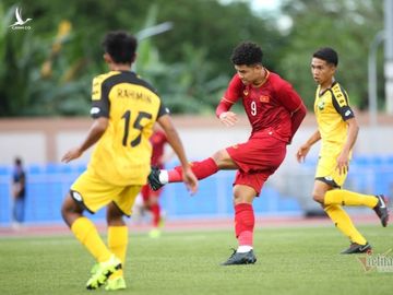 U22 Việt Nam thắng to ra quân SEA Games: Vui nhưng chưa sướng