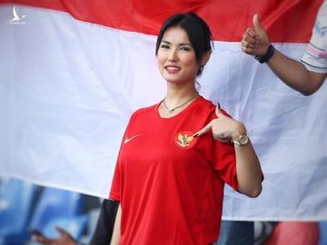 Ngoi sao phim nguoi lon Maria Ozawa xem SEA Games de quang cao ca cuoc hinh anh 2 