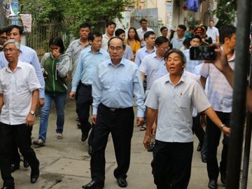 Đề nghị giải trình vụ phó chủ tịch HĐND quận Thủ Đức xây dựng không phép - Ảnh 1. Đề nghị giải trình vụ phó chủ tịch HĐND quận Thủ Đức xây dựng không phép - Ảnh 1.