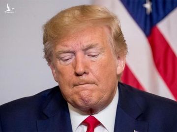 Ông Trump bị luận tội, đồng minh 'tung hỏa mù'