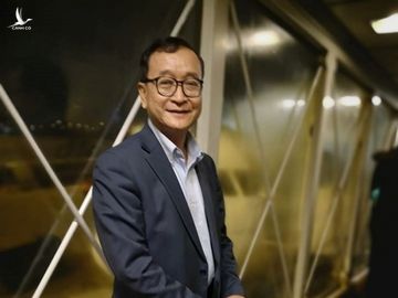 Ông Sam Rainsy rời Paris nhưng không về Campuchia? - Ảnh 1.