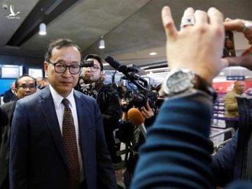 Ông Sam Rainsy rời Paris nhưng không về Campuchia? - Ảnh 2.