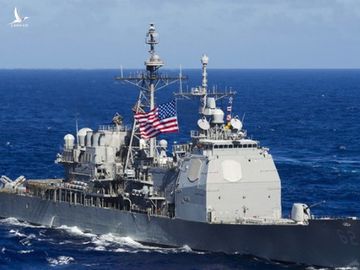 Chiến hạm Mỹ trang bị tên lửa đi qua eo biển Đài Loan, lời cảnh báo gửi tới TQ