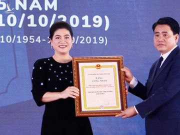 Hà Nội lại giao Công ty của bà Đỗ Thị Kim Liên đầu tư thêm dự án nước sạch ngàn tỉ đồng Hà Nội lại giao Công ty của bà Đỗ Thị Kim Liên đầu tư thêm dự án nước sạch ngàn tỉ đồng