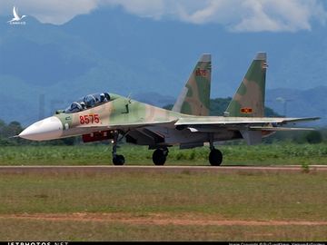 Tiem kich Su-30MK2 Viet Nam 'lot xac' voi radar cua Su-27SM3