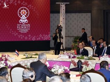 Thủ tướng nêu những vụ việc nghiêm trọng vi phạm luật pháp quốc tế xảy ra trên vùng biển Việt Nam - Ảnh 1. Thủ tướng nêu những vụ việc nghiêm trọng vi phạm luật pháp quốc tế xảy ra trên vùng biển Việt Nam - Ảnh 1.