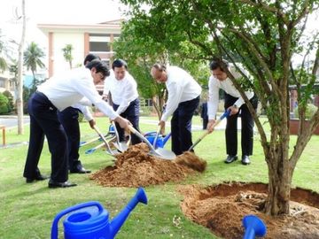 Thủ tướng Nguyễn Xuân Phúc trao Huân chương Lao động hạng Nhất cho Học viện Chính trị khu vực III - Ảnh 5.