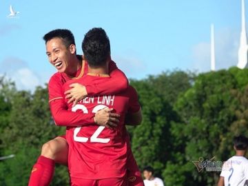 Đội hình ra sân U22 Việt Nam vs U22 Indonesia: Tấn Sinh, Hoàng Đức đá chính