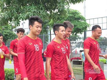 Đội hình U22 Việt Nam vs U22 Singapore: Bùi Tiến Dũng dự bị