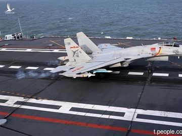 Ton hang ty USD nhung J-15 chi la ban sao loi Su-33