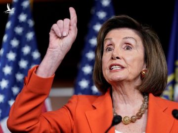 Tong thong Trump gui thu dai 6 trang den Ha vien truoc ngay luan toi hinh anh 2 pelosi_reuters.jpg
