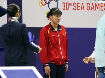 Mặt buồn xo nhận HCV thứ 5 tại SEA Games 2019, Ánh Viên bị nhắc nhở - Ảnh 4.