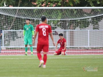 U22 Việt Nam hòa thót tim Thái Lan: Điên rồ và đáng trách