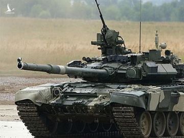 Xe tăng T-90 của Nga.  