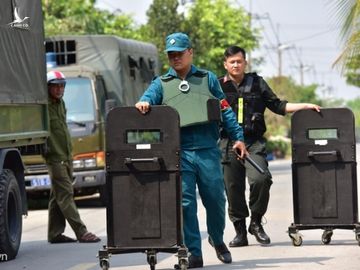 Mo rong truy lung nghi can ban chet 5 nguoi sang Tay Ninh hinh anh 7 CC3106_zing.jpg