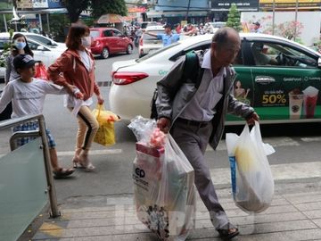 Bến xe lớn nhất Sài Gòn đông nghẹt ngày giáp Tết - ảnh 5