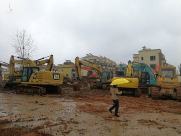 Trung Quốc xây dựng bệnh viện dã chiến đặc biệt tại Vũ Hán - Ảnh 1. Trung Quốc xây dựng bệnh viện dã chiến đặc biệt tại Vũ Hán - Ảnh 1.