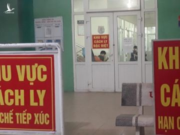 Đến 20 giờ 30 phút ngày 24.2, đoàn khách 22 người nước ngoài đến từ Daegu (Hàn Quốc) vẫn đang được cách ly tại Bệnh viện Phổi Đà Nẵng /// Ảnh: An Dy