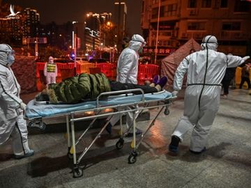 Số ca tử vong vì COVID-19 ở Trung Quốc đại lục đã tăng lên 1.869 /// AFP