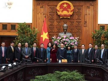 thủ tướng gặp mặt các đại sứ, trưởng cơ quan đại diện việt nam mới được bổ nhiệm hình 2 thu tuong gap mat cac dai su, truong co quan dai dien viet nam moi duoc bo nhiem hinh 2