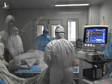 Số ca nhiễm virus corona tăng vọt, 304 người chết