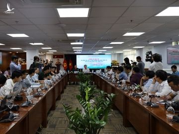 TPHCM: Người phát ngôn của sở, ngành cho số điện thoại rồi bặt vô âm tín - 1 TPHCM: Người phát ngôn của sở, ngành cho số điện thoại rồi bặt vô âm tín - 1